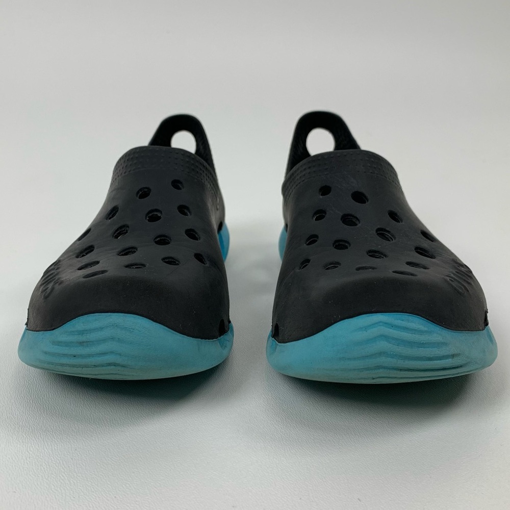 CROCS Kid’s Waterproof & Washable Slip-On Shoes 1 - Picture 5 of 8
